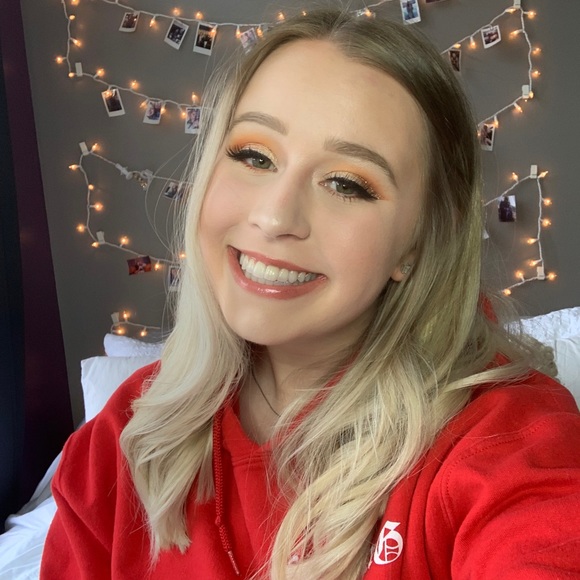 Meet your Posher, Jacie - Picture 1 of 1